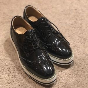 Patent platform loafer